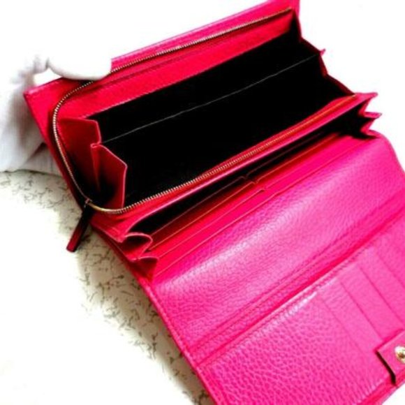 Gucci Fuchsia W Gold Hardware XL Checkbook Size - Picture 8 of 8